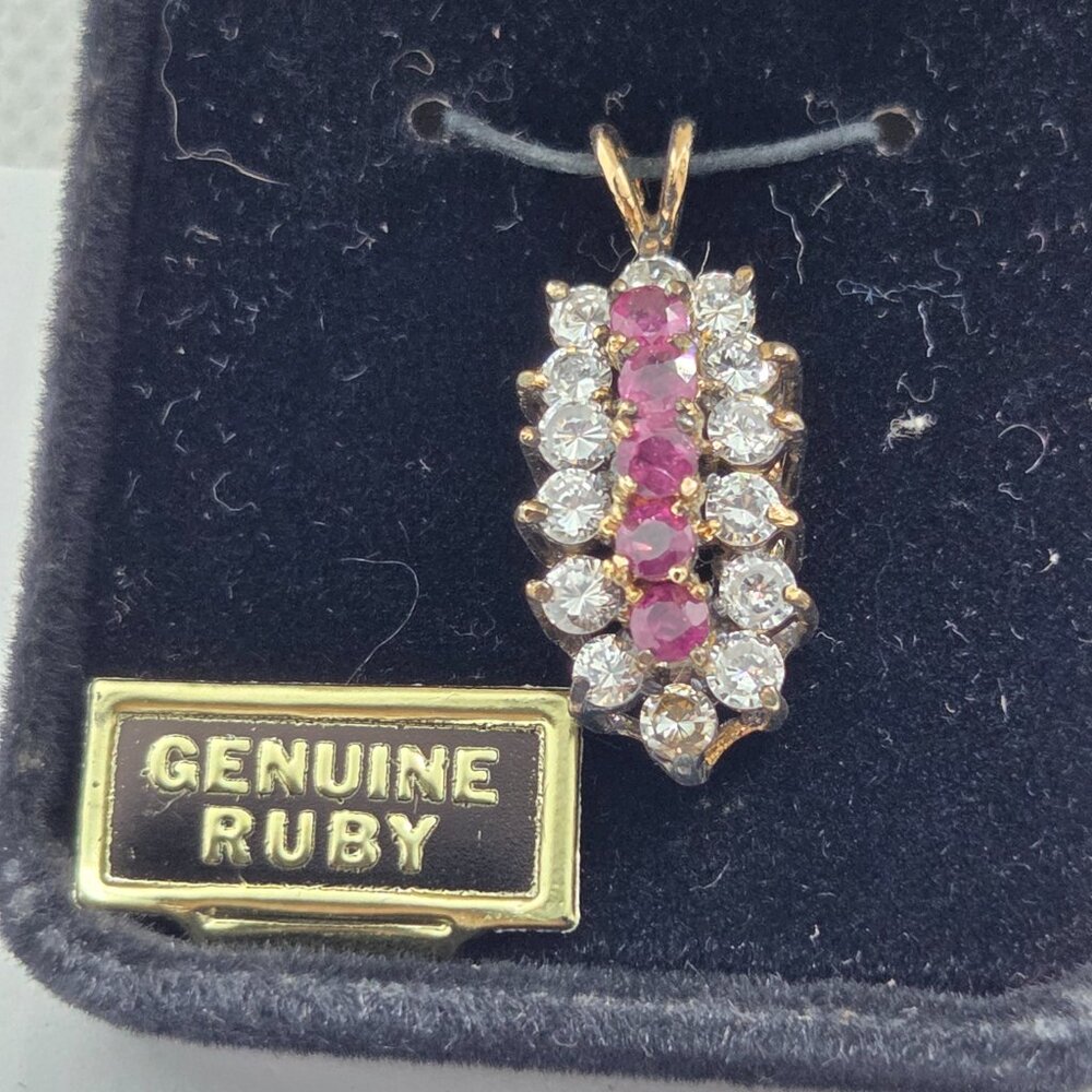 necklace - Picture 2 of 4